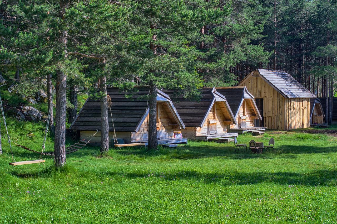 Eco Camp Chalets pod Gorom Žabljak Exterior foto