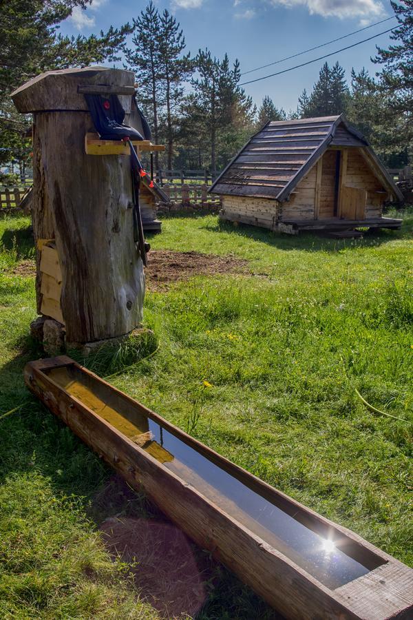 Eco Camp Chalets pod Gorom Žabljak Exterior foto